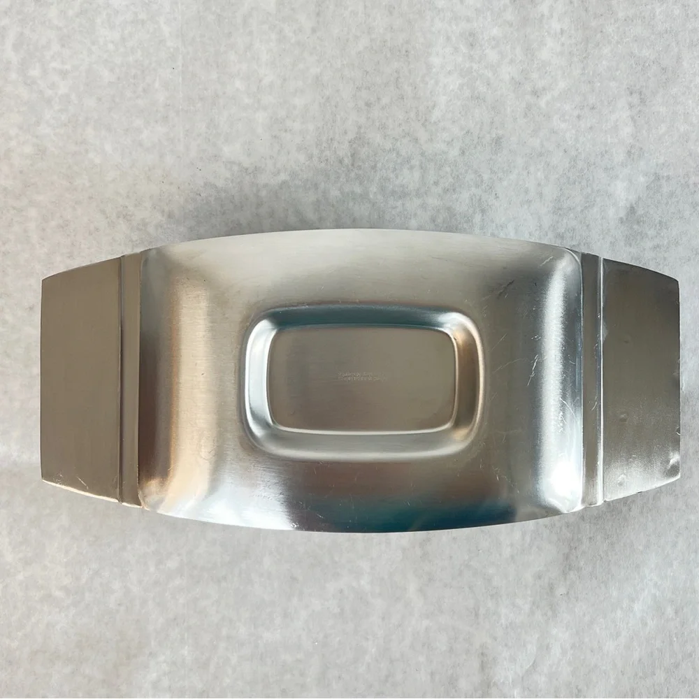 Vintage Stanley Roberts ‘Burgundy’ Velvet Stainless Gravy Boat w/ Attached Tray - Picture 5 of 10